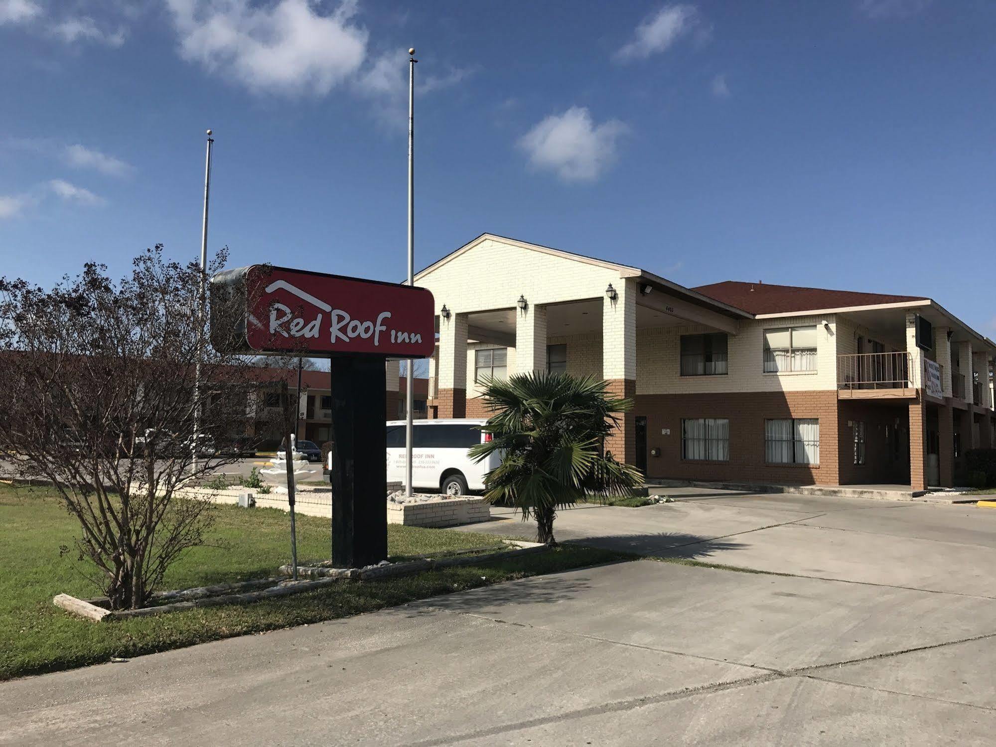 Hometowne Studios By Red Roof San Antonio E - Frost Bank Center Екстер'єр фото